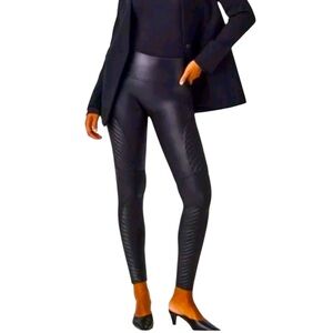 NWOT SPANX Shiny Black Leggings. Ribbed detailing. Size S. High waisted